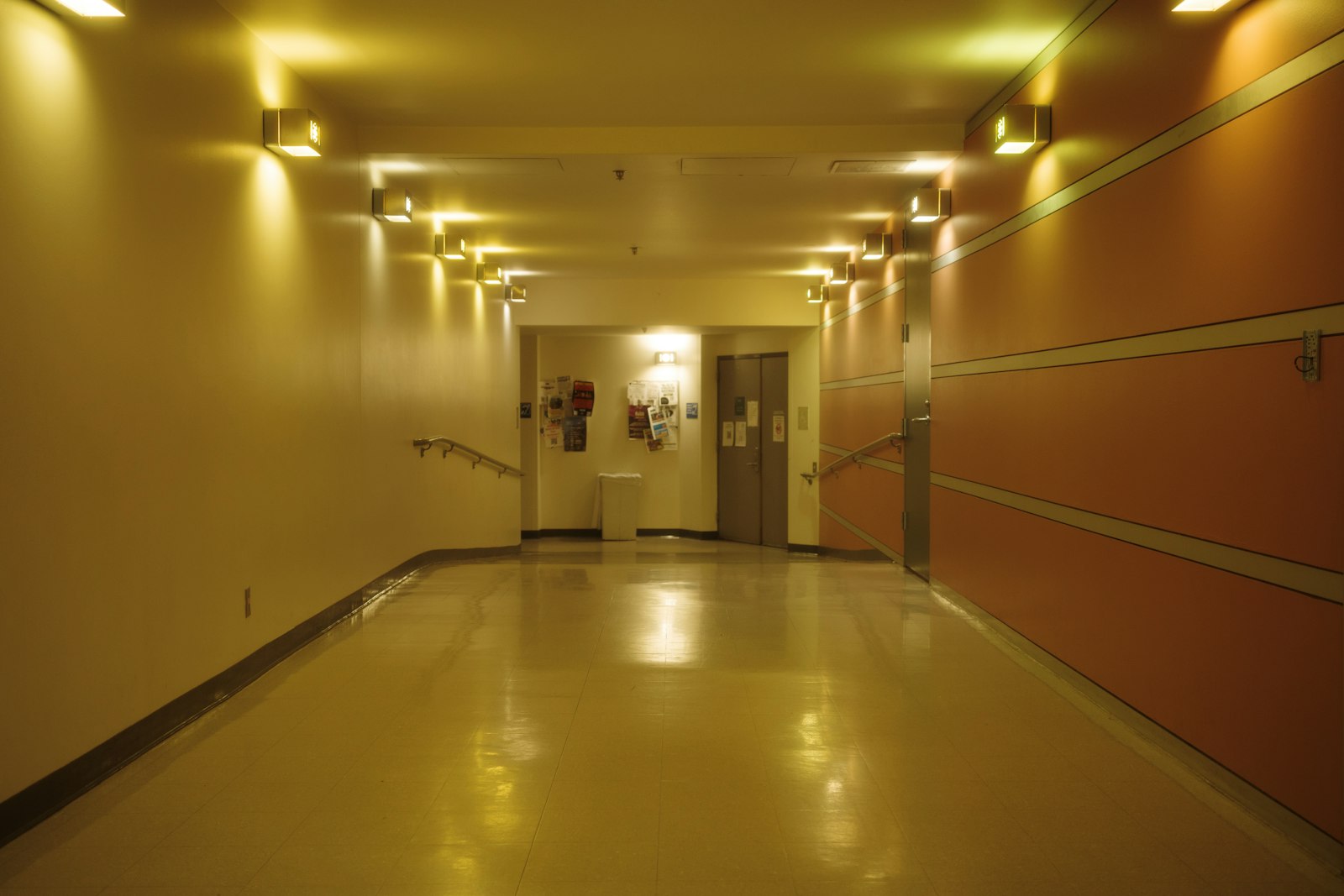 Commercial electrical contractor for healthcare facilities in Chicago