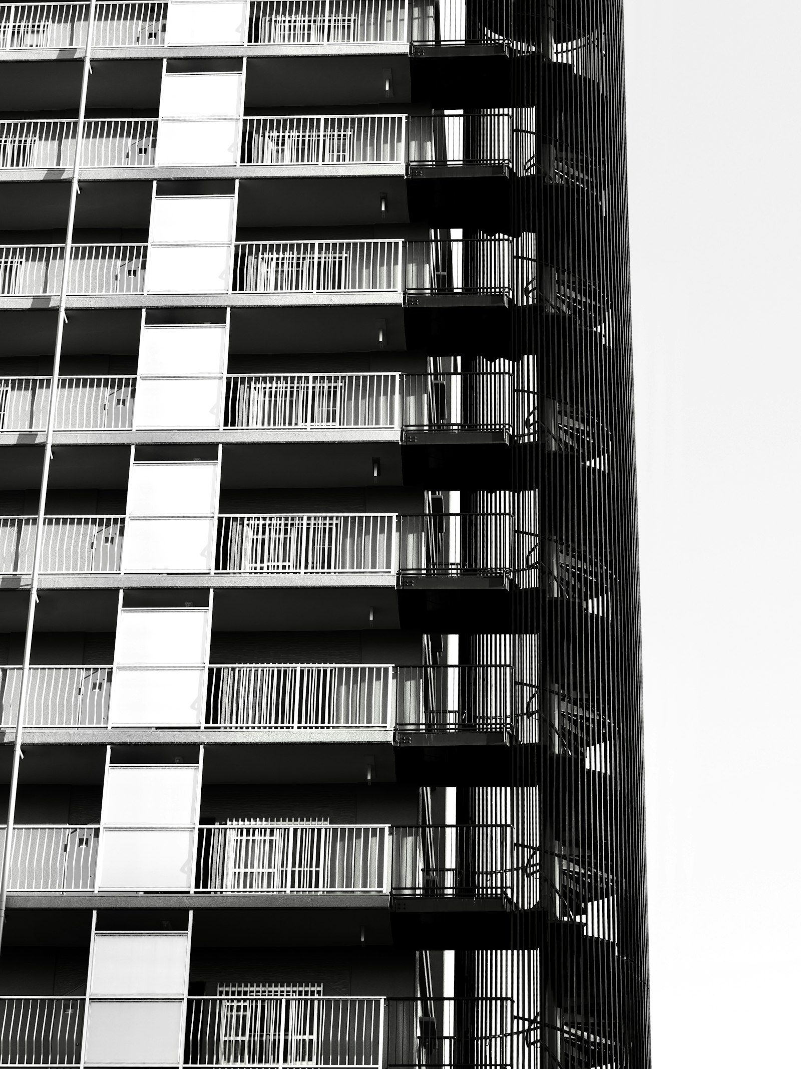 Electrical contractor for multifamily residential development in Chicago